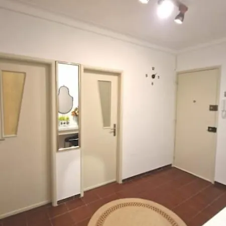 Standard Double T4 Apartmnt Homestay szállás Almada